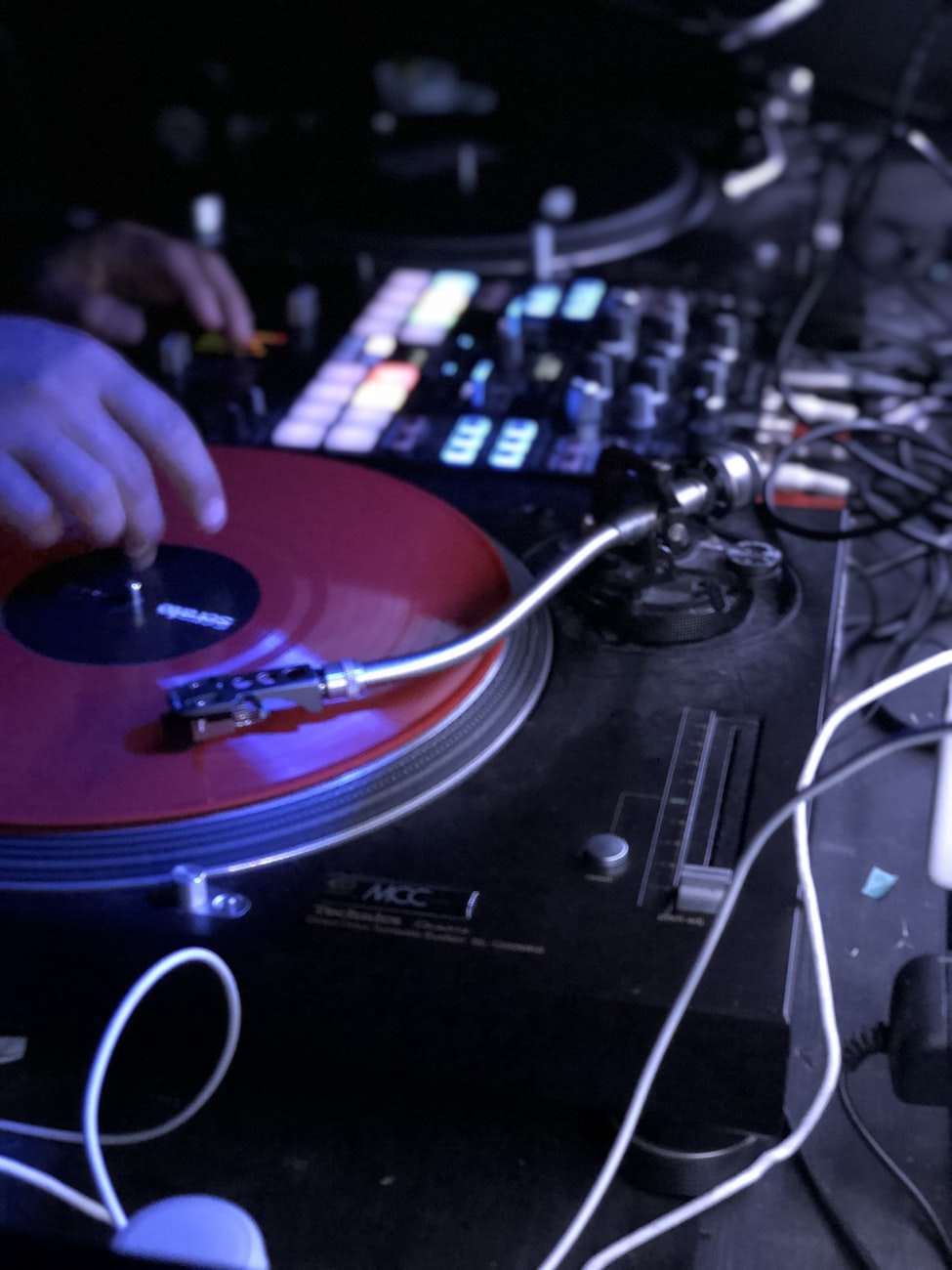 解锁音乐创作新可能，MIDI键盘软件全解析